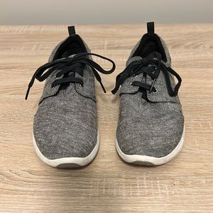 Toms Sneakers